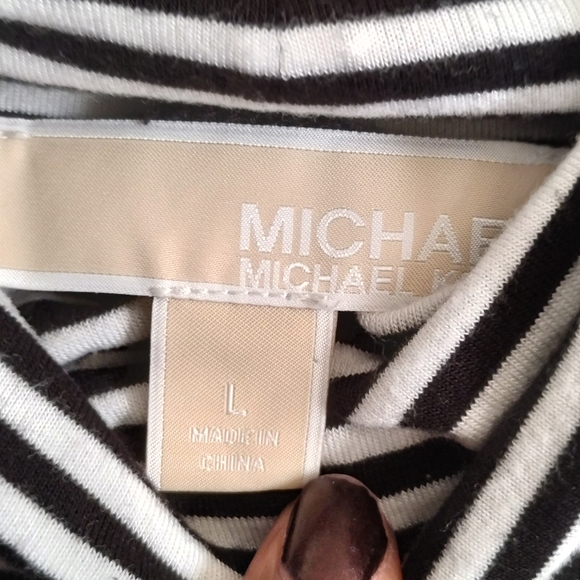 Michael Kors Turtle Neck Stretchy Top - Picture 5 of 7